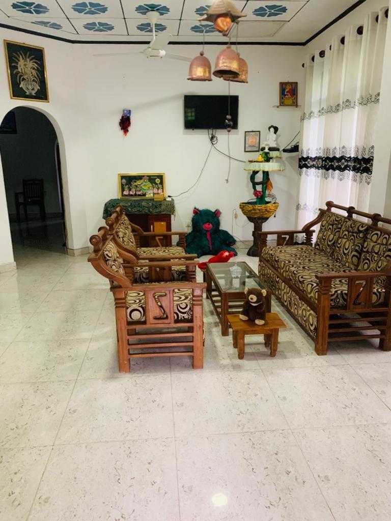 Indusara Villa Бентота Екстер'єр фото